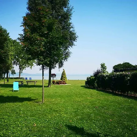 Apartment Tunde Apartman Balatonlelle