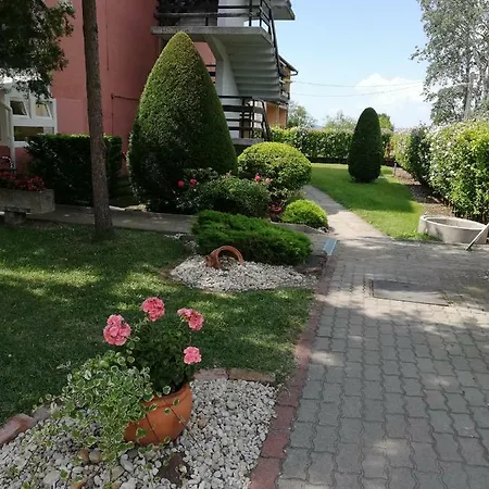 Apartment Tunde Apartman Balatonlelle