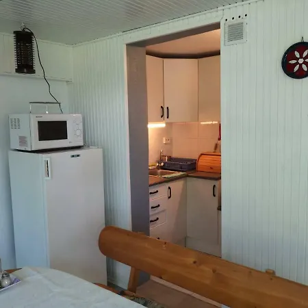 Tunde Apartman Apartment