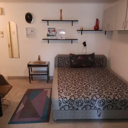 Tunde Apartman Apartment