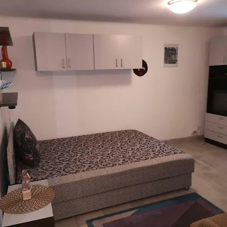 Tunde Apartman Apartment *